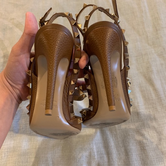 ❌ SOLD ❌      Valentino rockstud pumps - Picture 6 of 8